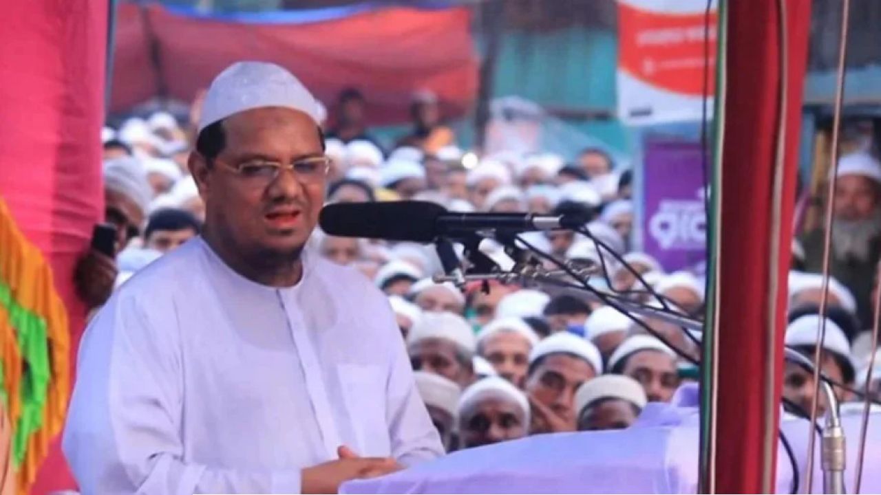 যুক্তরাষ্ট্রে ১৪ দিনের দাওয়াতি সফরে চরমোনাই পীর
