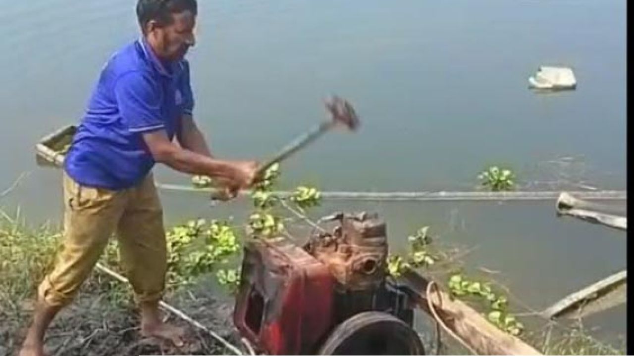 দেবীদ্বারে ভ্রাম‍্যমান আদালতের অভিযান ৩ ড্রেজার ও ৩ শত ফুট পাইপ ধ্বংস
