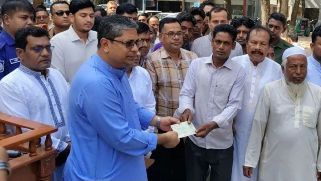 প্রতিমন্ত্রীর গাড়ির ধাক্কায় নিহত ফিরোজার পরিবার পেল ৫ লাখ টাকা