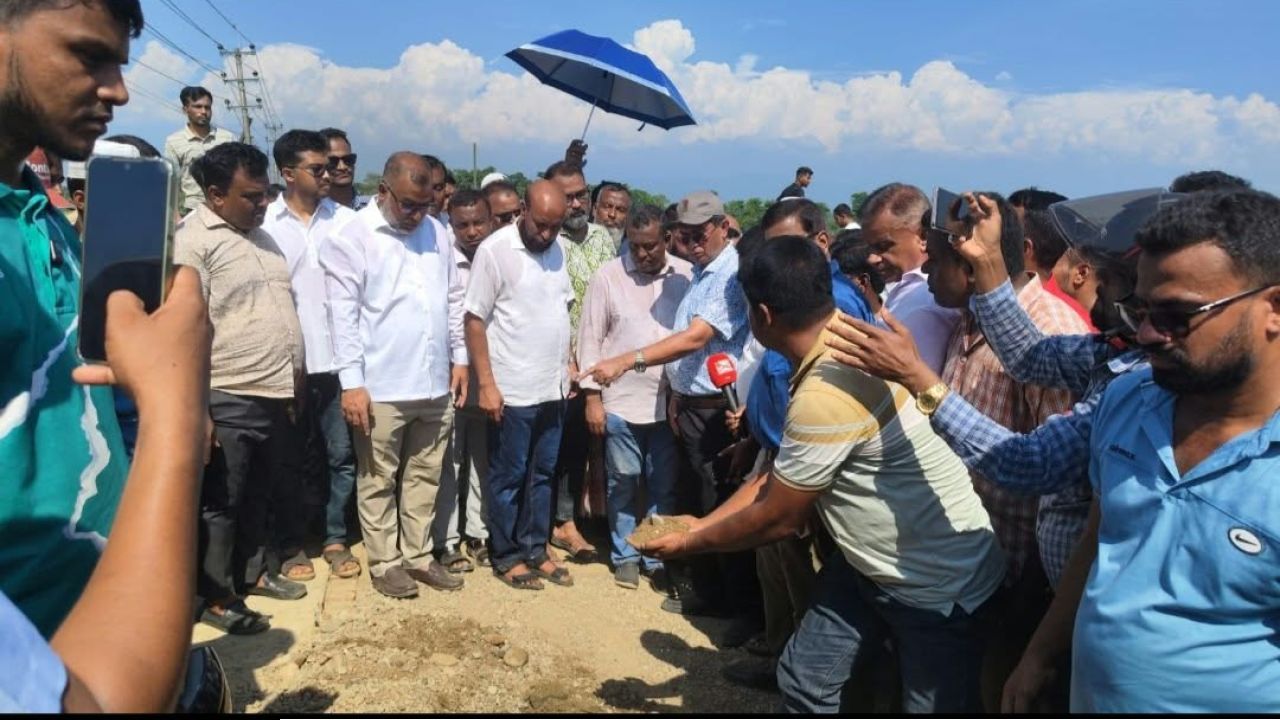 নিম্নমানের কাজের প্রতিবাদ করায় এমপির বিরুদ্ধে কোটি টাকা চাঁদা দাবির অভিযোগ