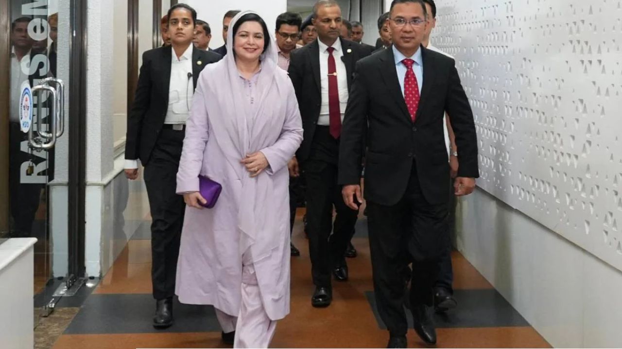 জাপান সফর শেষে দেশে ফিরেছেন প্রধানমন্ত্রী